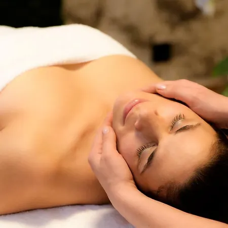 Panorama - Luxuriöse In Bester Lage Für Gehobene Ansprüche *